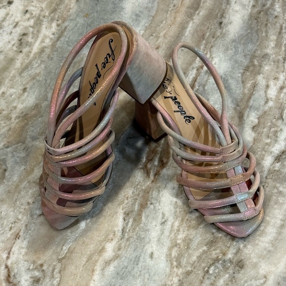 Women’s FREE PEOPLE Collette cinched heeled sandal- rainbow metallic. Size 39 - Picture 7 of 10